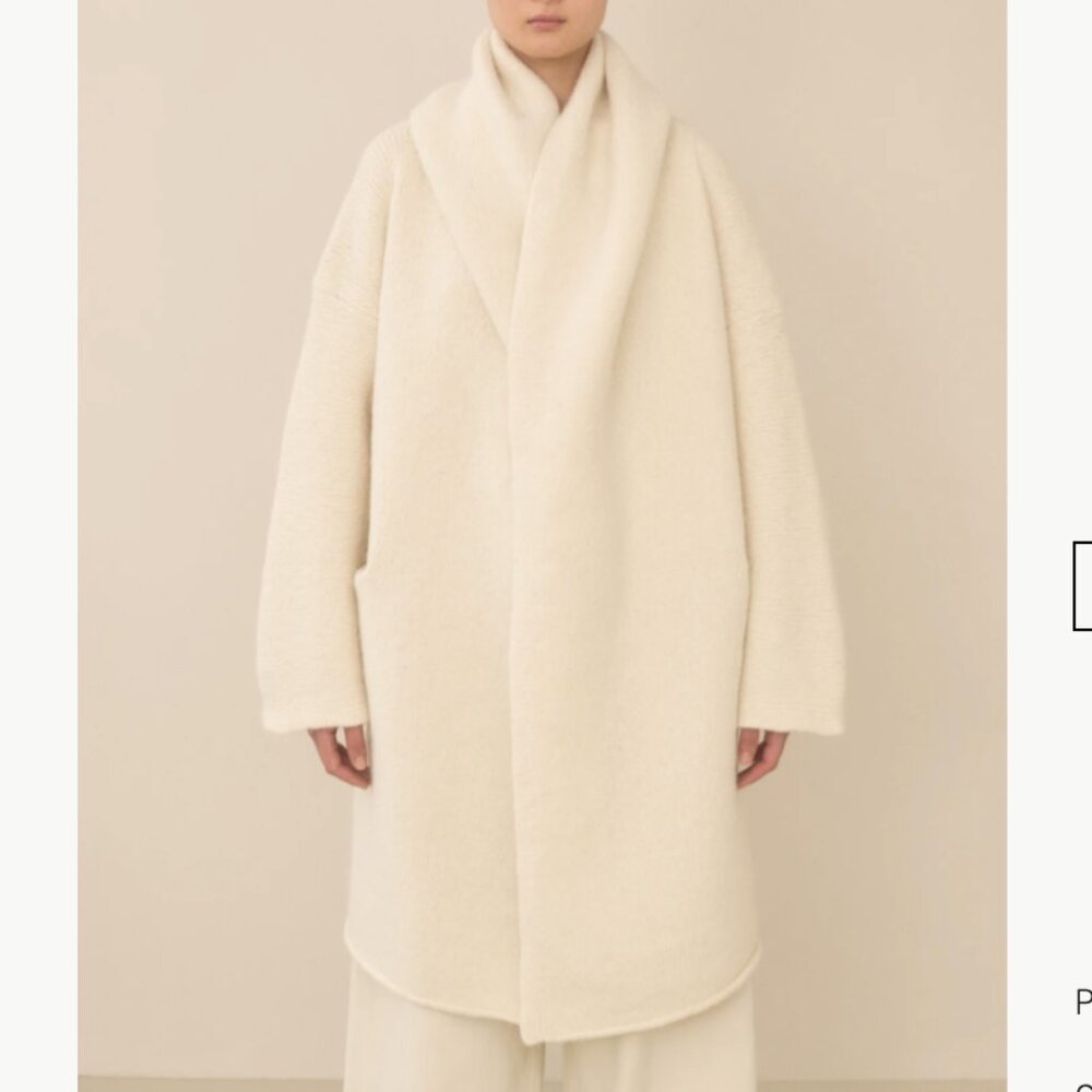 Lauren Manoogian Capote coat